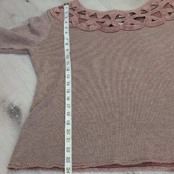 Buckle Taupe Knit Top - Picture 8 of 9